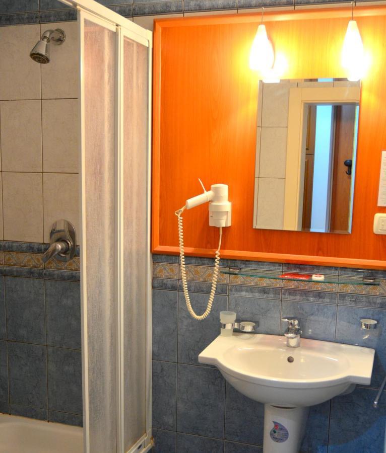 Hotel Iadolina Стана-де-Вале Екстер'єр фото