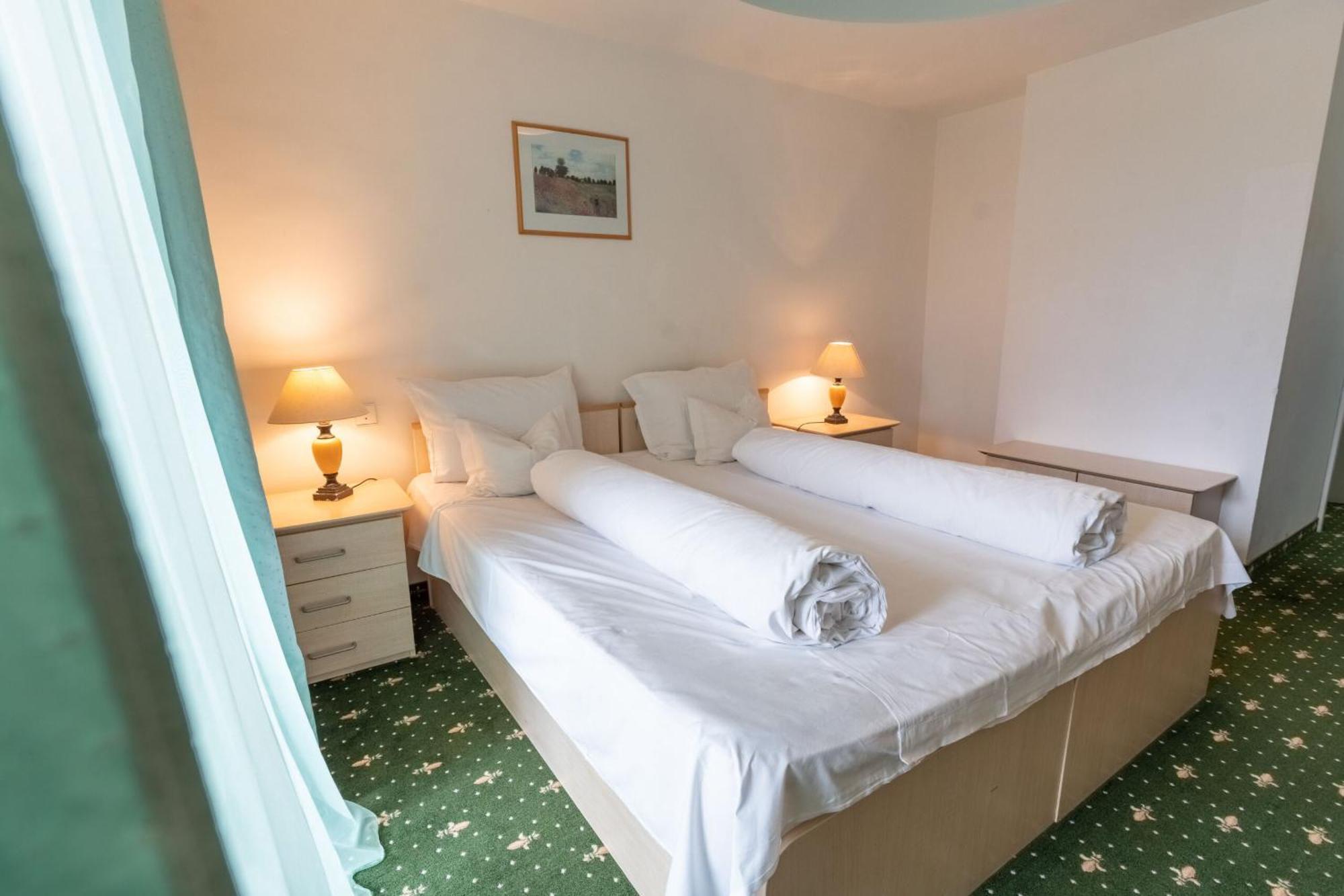 Hotel Iadolina Стана-де-Вале Екстер'єр фото