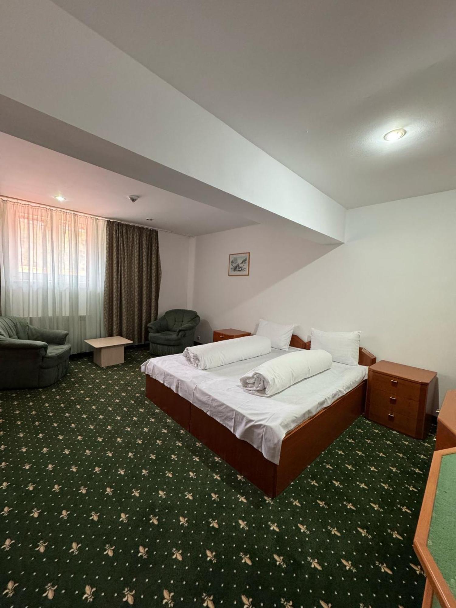 Hotel Iadolina Стана-де-Вале Екстер'єр фото
